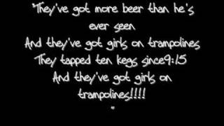 Girls on trampolines Ludo lyrics