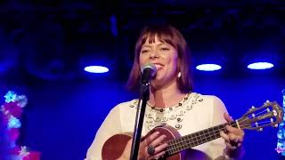 LENKA - UNIQUE