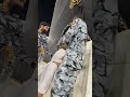 Kissing Hajre Al Aswad ️