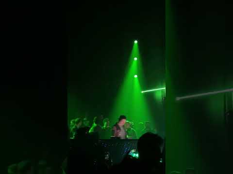 Tiesto - Zouk Nightclub - Benny benassi satisfaction