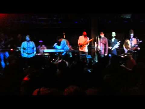 I Don't Care - Dele Sosimi (Jazz Cafe, London 29-08-14)