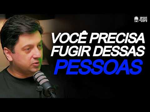 VOCÊ PRECISA FUGIR DE PESSOAS ASSIM - O PERIGO DO ORGULHO - DAVI LAGO | Podcast Jesuscopy