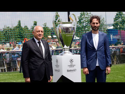 Apertura dell'UEFA Champions Festival a Istanbul