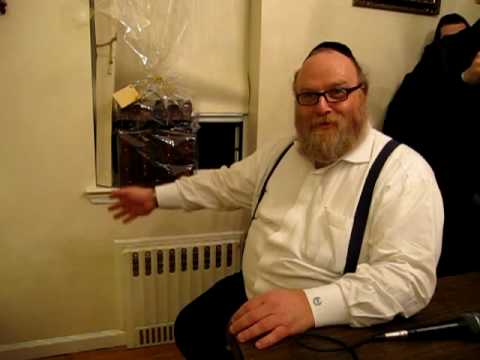Michoel Schnitzler Being Mesame'ach with Badchunes