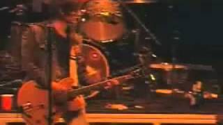 Slash with The Strokes: &quot;New York City Cops&quot; (live Irvine 2004)