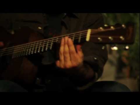 Tony Furtado (solo) slide blues from the backyard