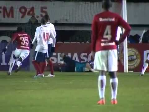 Melhores Momentos Internacional-RS 1 x 2 Bahia