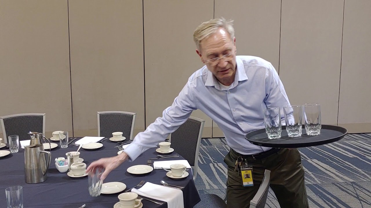 Centerplate Spokane: How to Use a Server Tray