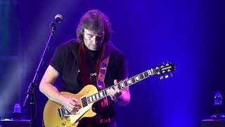 Steve Hackett- Fly on a Windshield/Broadway Melody of 1974 "Live" Québec 2013