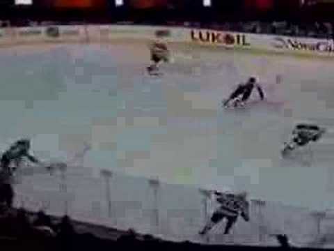 Danny Briere Scores!!!