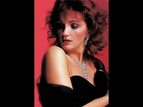Eszter Sümegi soprano - Wagner Der fliegende Holländer
