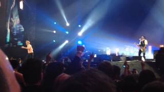 Die Toten Hosen - Verschwende deine Zeit (ESPRIT-Arena Düsseldorf, 12.10.2013)