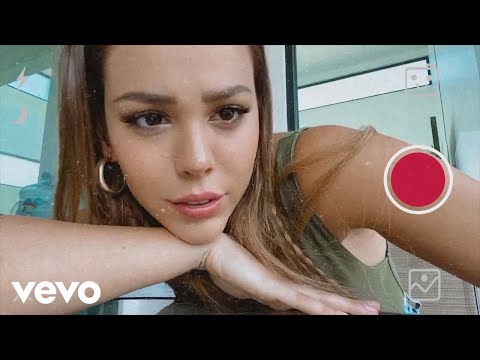 Danna Paola Top 40 Urbano 34