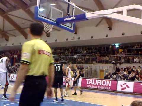 Fragment z meczu Polonia Warszawa - Czarni Słupsk