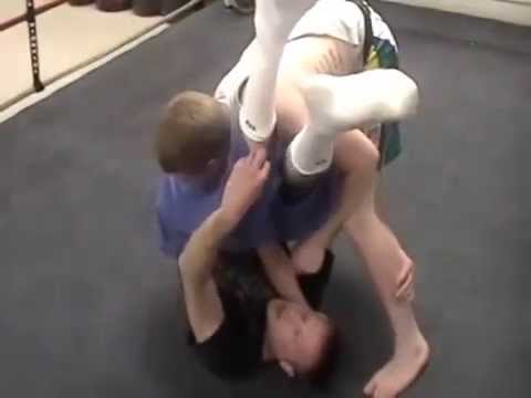 lesson 35 Armbar from triangle set up when opponent stands