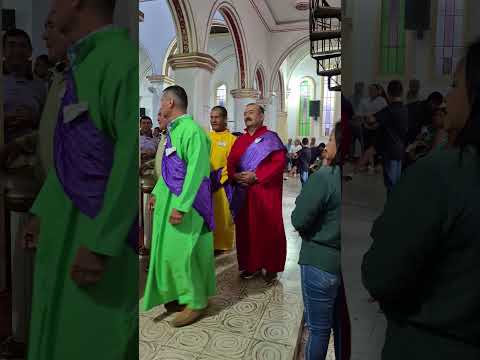 Eucaristía, lavatorio de pies iglesia sagrado corazón de Jesús en Belén de los Andaquíes Caquetá.