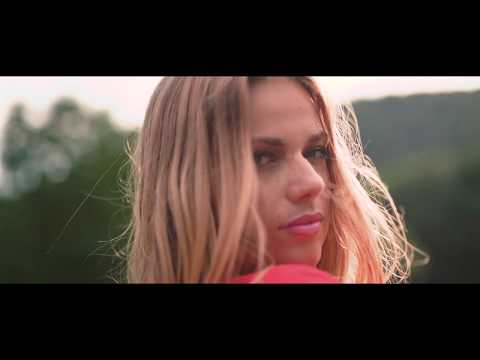 Cserpes Laura X Children of Distance- Minden más