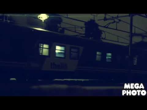 E656.082 in testa al Thello in partenza da Vaste Scalo