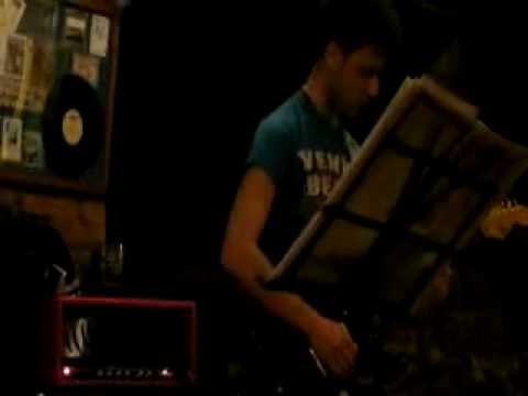 Miss Moustache - Dream On (Aerosmith cover)