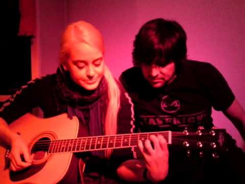 Cotton Fields guitar lesson with Alice Grinda and David Pedroza