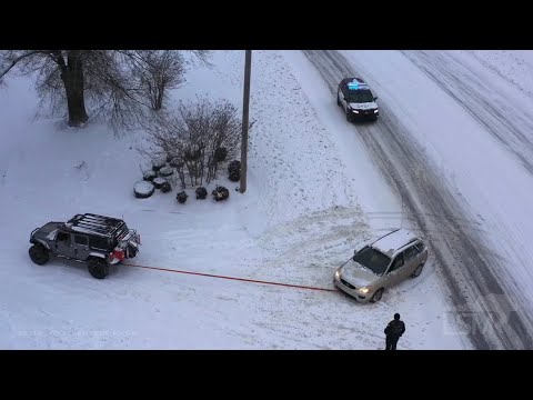02-17-2021 Little Rock, AR - Snowy Roads - Locals Help One Another - Water Lines Bursting