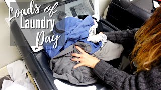 LAUNDRY DAY CLEAN SHEET DAY // CLEANING MOTIVATION // CLEANING MOM