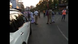 Covid 19 - Distributed lemon juice and snacks to the duty police in Khamam