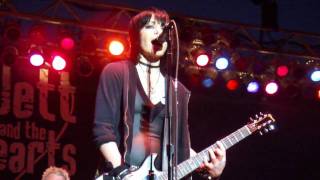 JOAN JETT AND THE BLACKHEARTS Live - &quot;I Love Playin&#39; With Fire&quot; / &quot;School Days&quot; - 6/25/10
