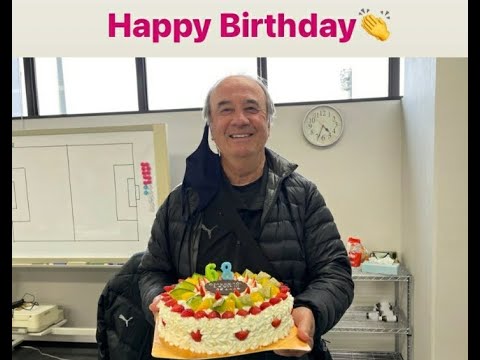 Bolo surpresa pro aniversariante no Japão