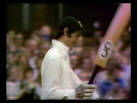 ALAN KNOTT 69 ENGLAND v AUSTRALIA 2nd TEST DAY 1 LORD'S JULY 31 1975 JEFF THOMSON