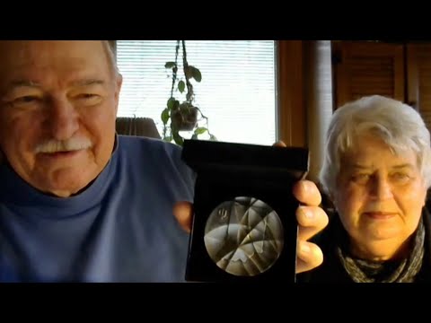 Bicentennial Award Recipients - Giles & Dolores Hoyt