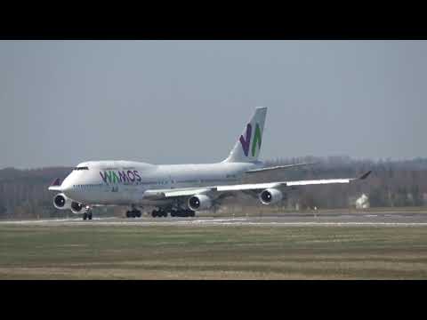 Boeing 747 start z lotniska w Gdańsku i deszcz traw...