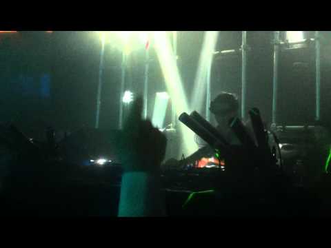 Axwell @ Noxx Antwerp - 28/4 2012 - Alesso - Clash