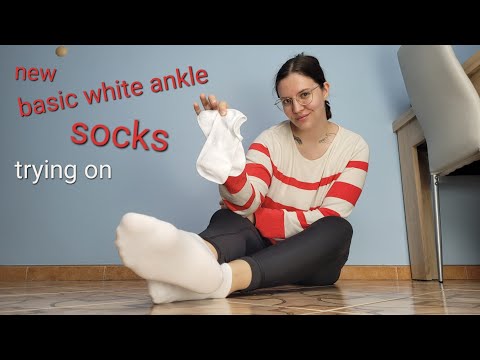 new basic WHITE ANKLE SOCKS trying on (shiny leggings)