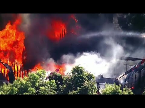 Massive fire destroys Orange County home