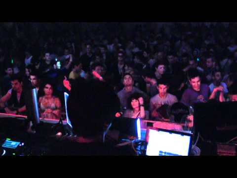 Guy J @ Summer Set 2011 @ Romexpo Center, Bucharest - 09.09.2011 (2)