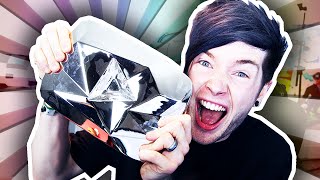 OUR DIAMOND PLAY BUTTON!!!!