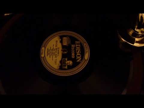 Duke Yellman orch.  Whose who are you 1925