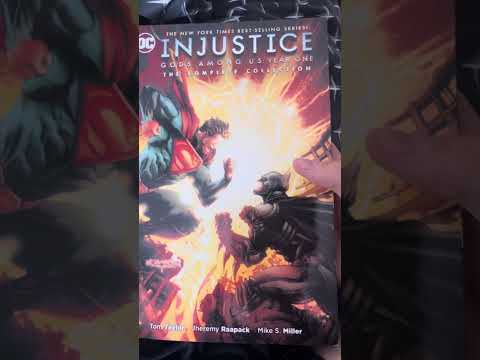 Injustice: Gods Among Us: Year One - The Complete Collection Unboxing