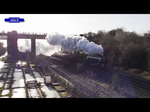 Loud & Proud! 60163 'Tornado' on The Christmas White Rose - 10/12/2025