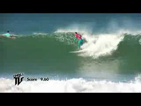 Surf Big Waves Jay-Bay 2008 Jordy Smith gets through his round...