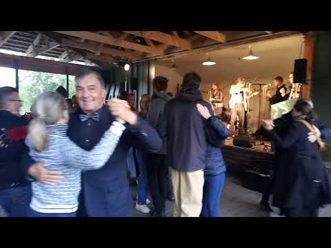 MÅNSKENSORKESTERN & ANNA MARIA ESPINOSA  "spelar finsk tango, del 1"  Myrsjö Festplats  3/9-2022