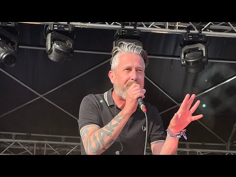 Les Fatals Picards - Sucer des cailloux des @LaPetiteTvdesFatals