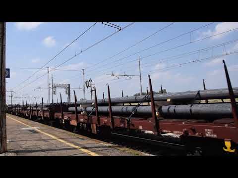 transito della e652 076 a Castelguelfo