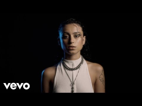 Zevia - something i can't do (Official Video)