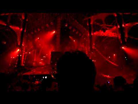 Q-Dance Feestfabriek: Zany en Donkey Rollers vs Deepack!!