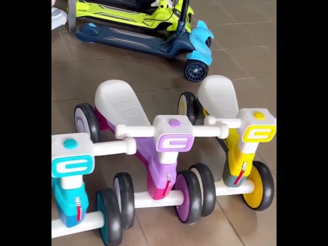 Дитячий толокар "WALLE" Бірюзовий з музикою та підсвіткою