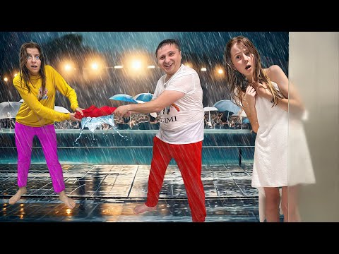 🎤 Concert în PLOAIE torențială 🌧️ Uzi până la piele 🩲 Ne-am DEZBRĂCAT pe SCENĂ 👙
