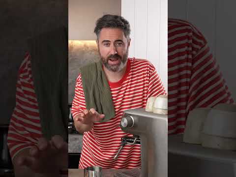 Por que você nunca reabastece sua jarra de leite #coffee #barista #espresso #cafe