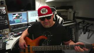 Video thumbnail for Earth Wind & Fire: Can't Hide Love bass cover + Lyrics by Kábeldzsungel